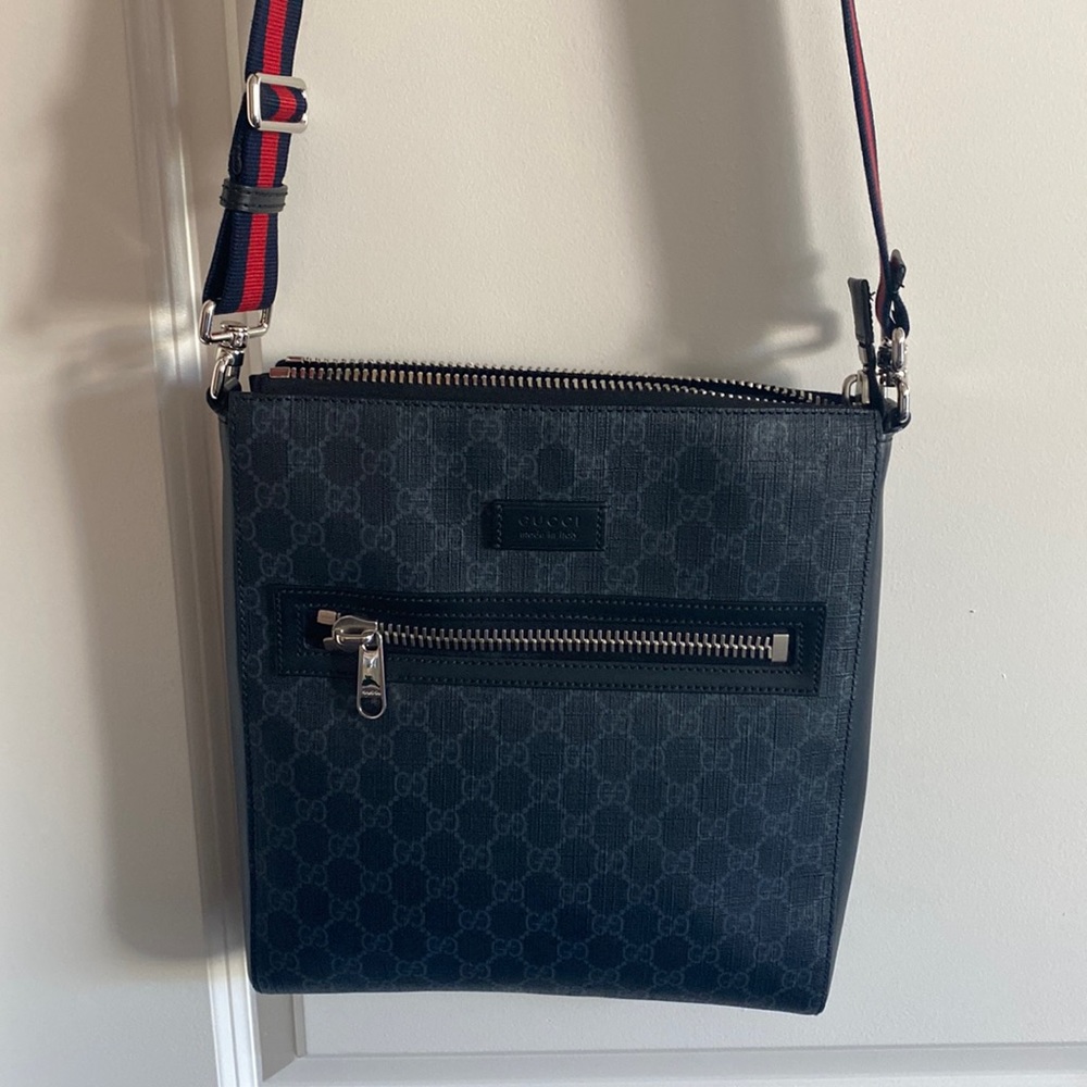 Gucci Messenger Bag